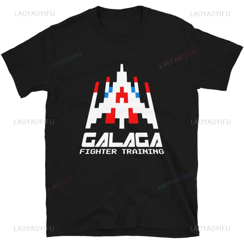 Retro Gaming Video - Zręcznościowa Galaga z lat 80. 70.